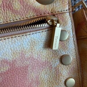 Hammit bag.. like new, no tags, smoke free home